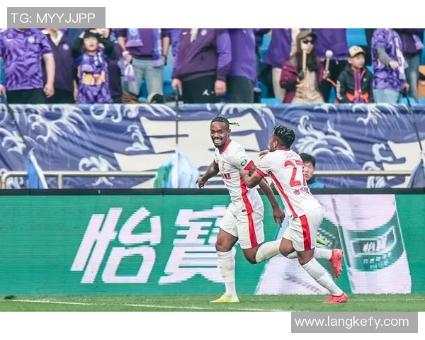 亚泰与泰达精彩对决全程回放回顾比赛亮点与精彩瞬间