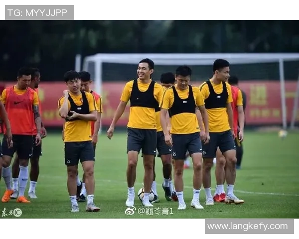 广州恒大与申花首发阵容对决分析及比赛前瞻 广州恒大与申花首发阵容对决分析及比赛前瞻