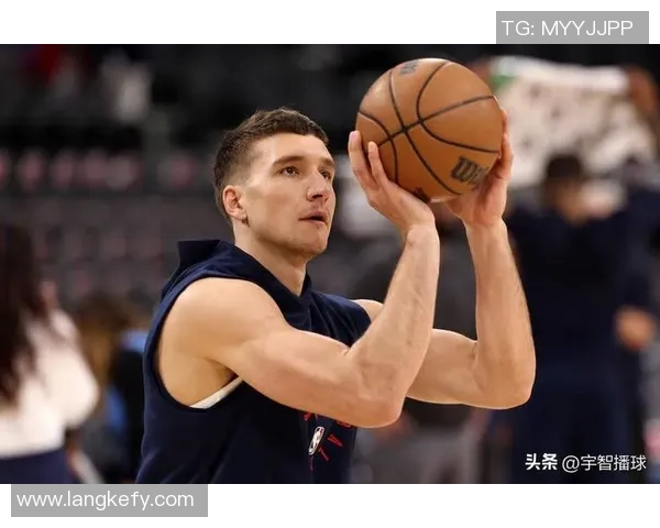 快船与爵士激战正酣360直播全程回顾精彩瞬间与战术分析 快船与爵士激战正酣360直播全程回顾精彩瞬间与战术分析