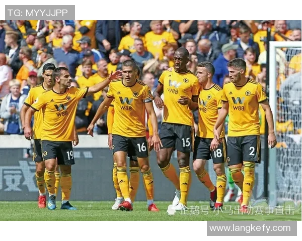 曼联与曼城巅峰对决赛前全面分析及战术展望