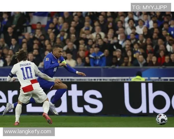 欧国联精彩对决法国队迎战克罗地亚全场比赛精彩回顾与分析