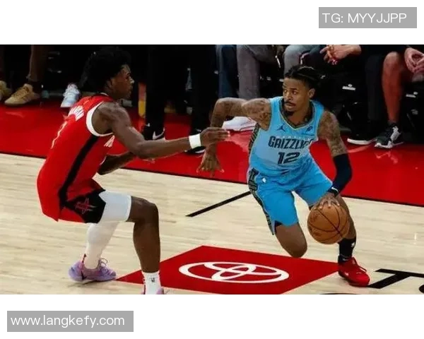 火箭与灰熊激战回放精彩瞬间分析与赛后点评 火箭与灰熊激战回放精彩瞬间分析与赛后点评