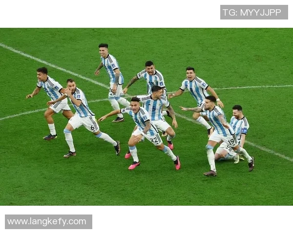 荷兰与阿根廷后卫对决分析谁能在世界杯赛场上占据优势 荷兰与阿根廷后卫对决分析谁能在世界杯赛场上占据优势