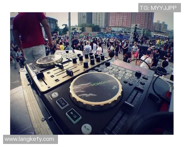 广州街舞队如何引领节奏变革掀起热议与潮流风尚MBA