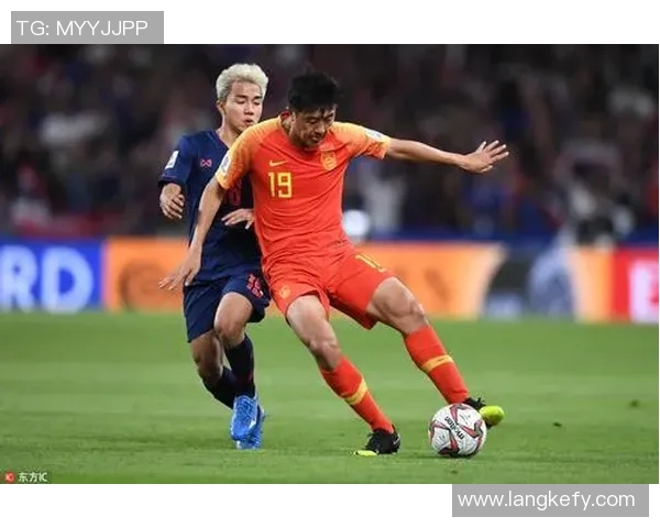 中国与泰国足球对决精彩回顾全场录像分析与精彩瞬间分享
