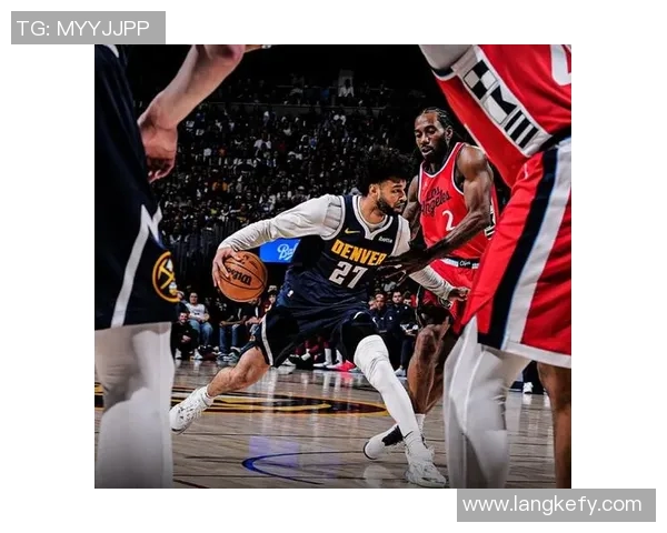 今天NBA快船对阵掘金精彩直播全程回顾与赛况分析 今天NBA快船对阵掘金精彩直播全程回顾与赛况分析