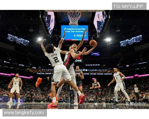 文班亚马法国队首战大放异彩27分轻取意大利引发NBA球探关注