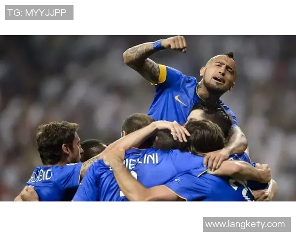 日本与巴西足球历史的对抗与交锋回顾分析