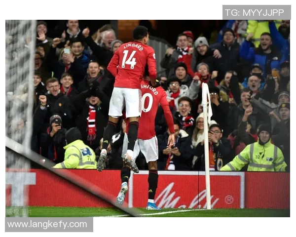 皇马与奥萨苏纳激战正酣比分揭晓引发球迷热议