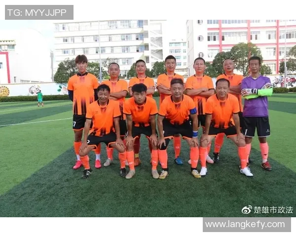 深圳足球队的崛起之路：从默默无闻到辉煌成就的纪实探索